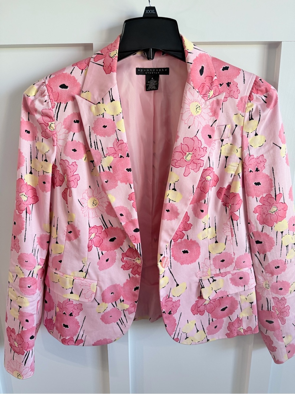 Apostrophe Floral Blazer in Pink & Yellow Size 6 Like New